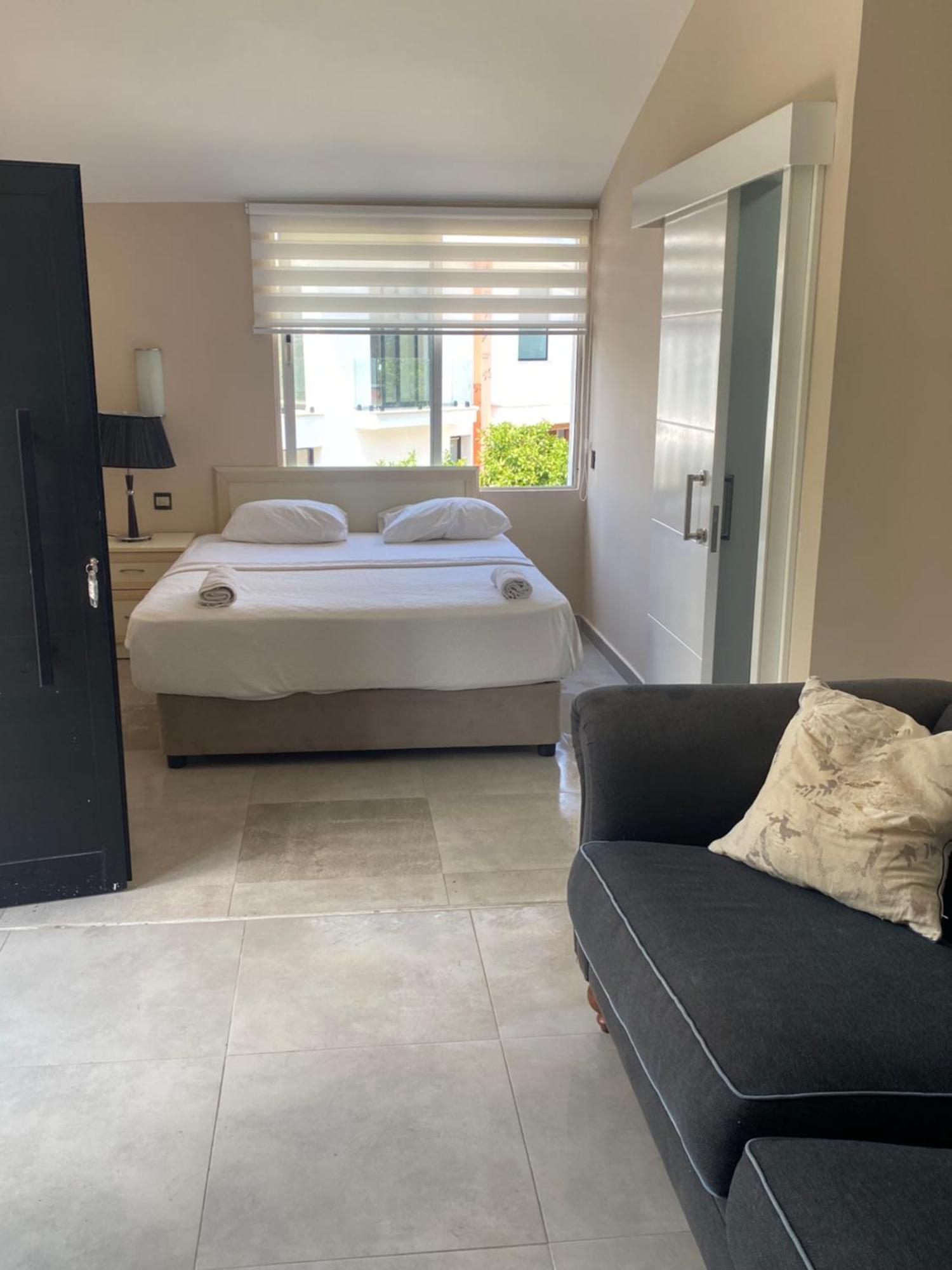 The Prince Inn Hotel & Villas Agios Georgios  Εξωτερικό φωτογραφία