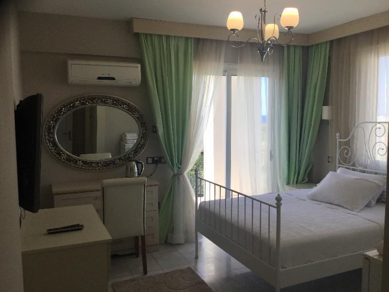 The Prince Inn Hotel & Villas Agios Georgios  Εξωτερικό φωτογραφία